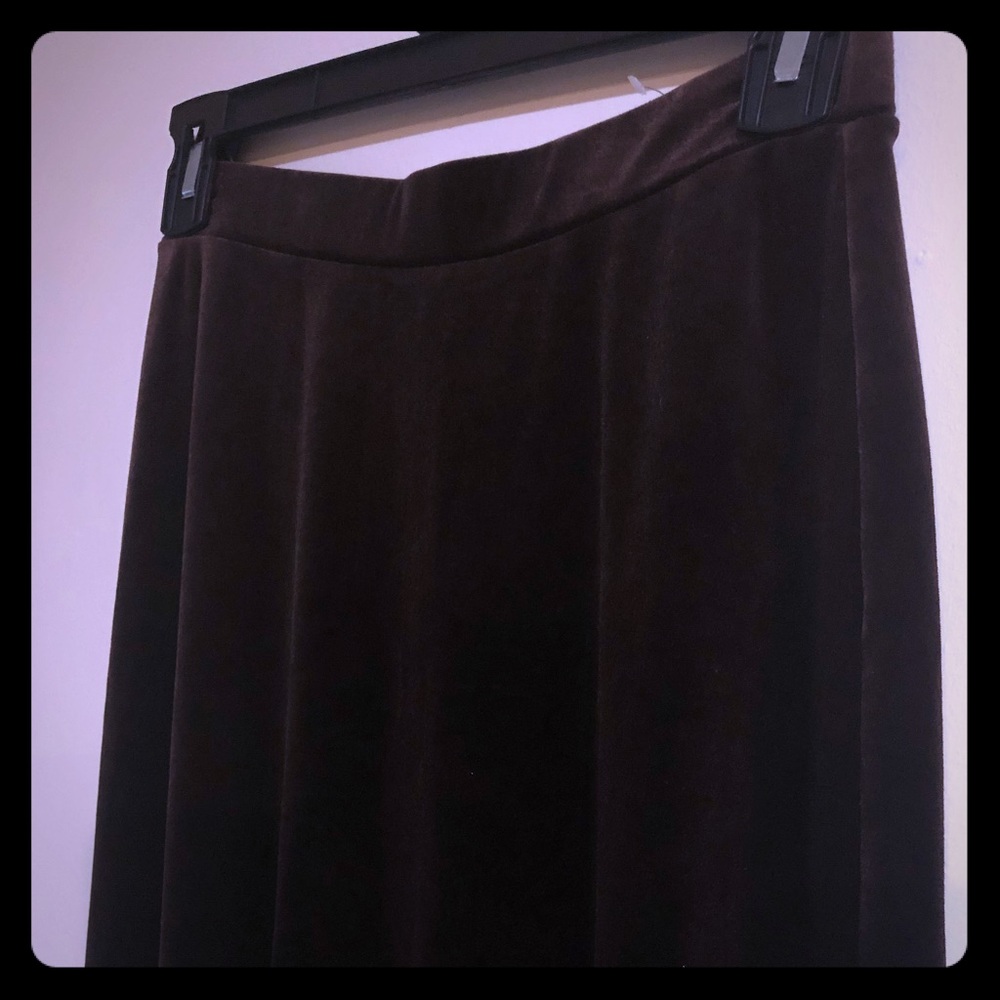 Velvet long skirt